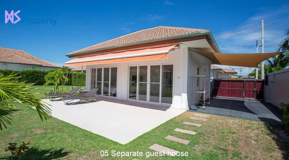 05 Separate guest house