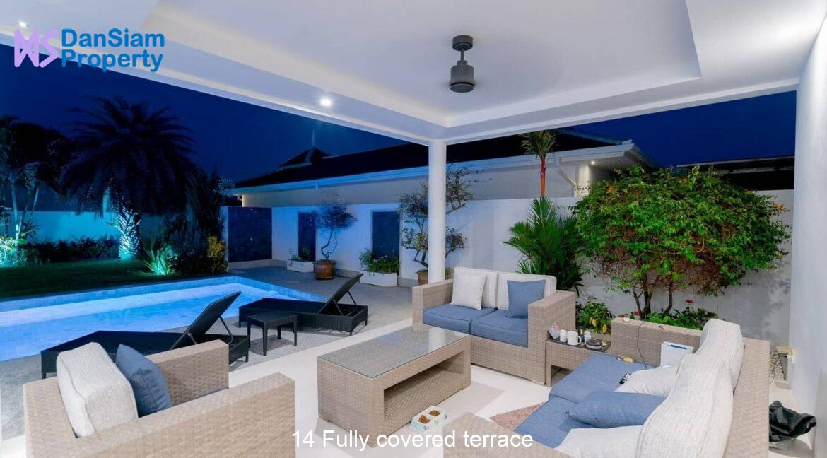 14 Fully covered terrace