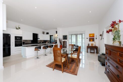 20 Dining area next to kitchen