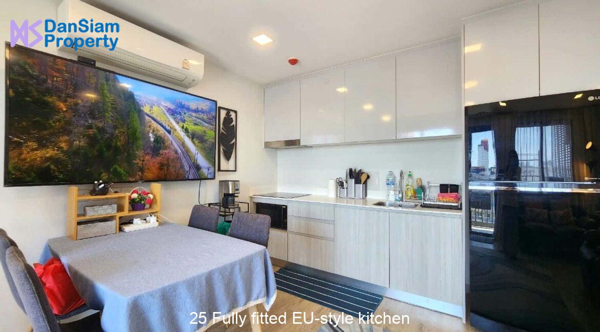 25 Fully fitted EU-style kitchen