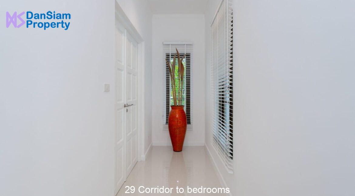 29 Corridor to bedrooms