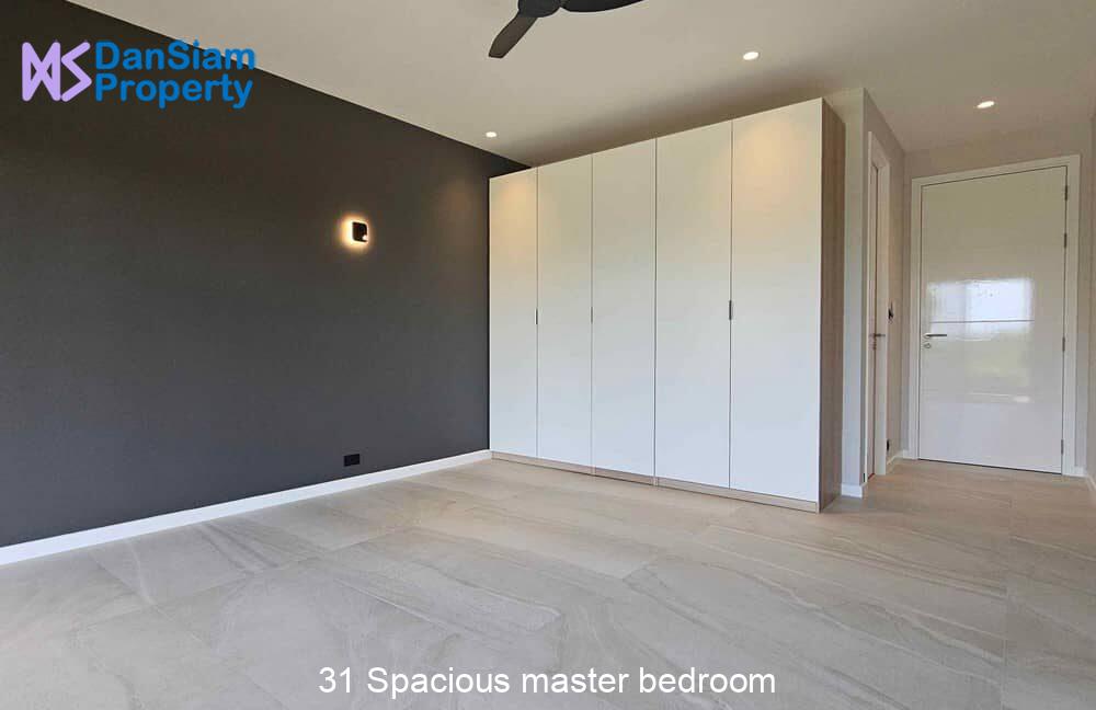 31 Spacious master bedroom