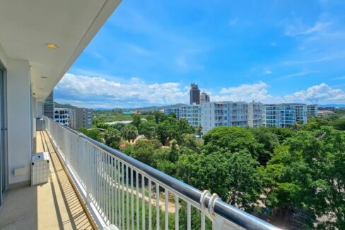 33 Master bedroom Balcony access