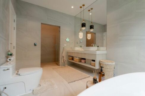 36 Ensuite master bathroom