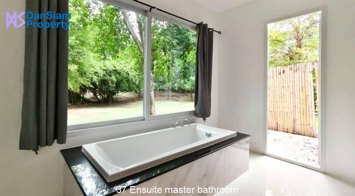 37 Ensuite master bathroom