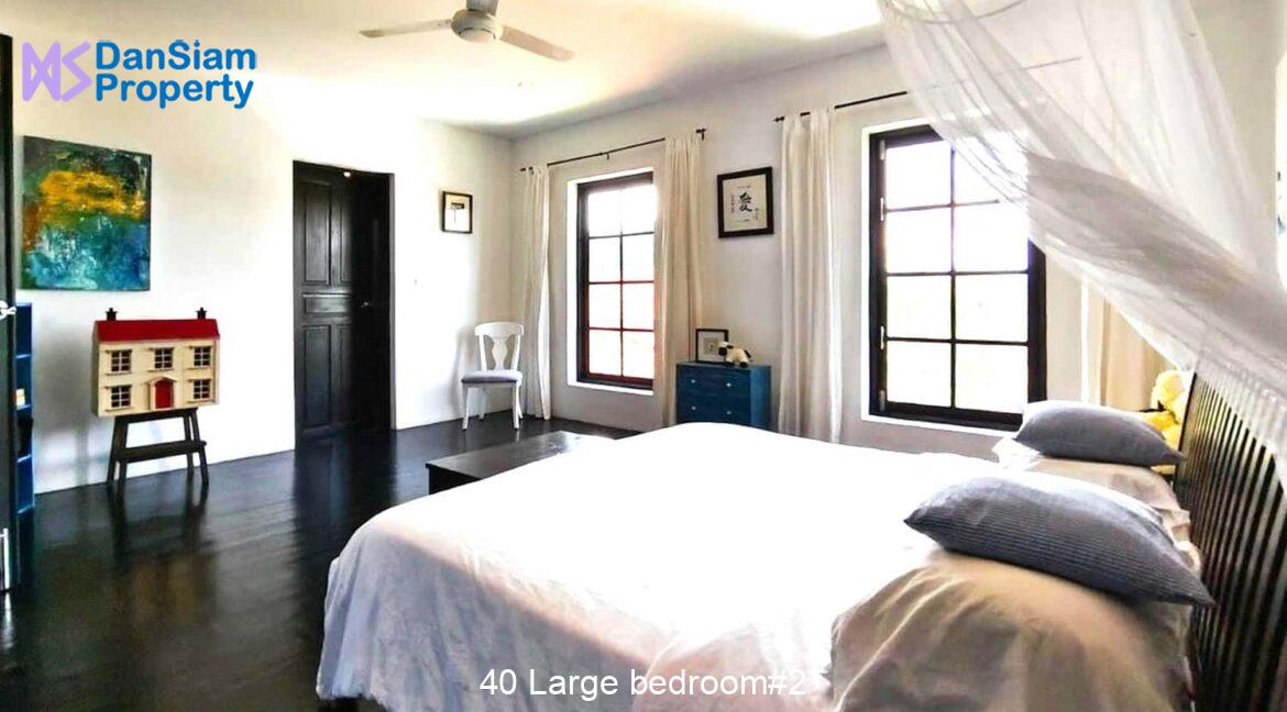 40 Large bedroom#2