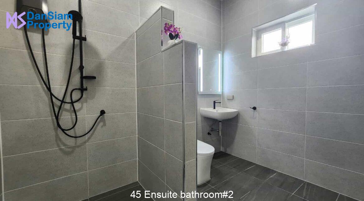 45 Ensuite bathroom#2