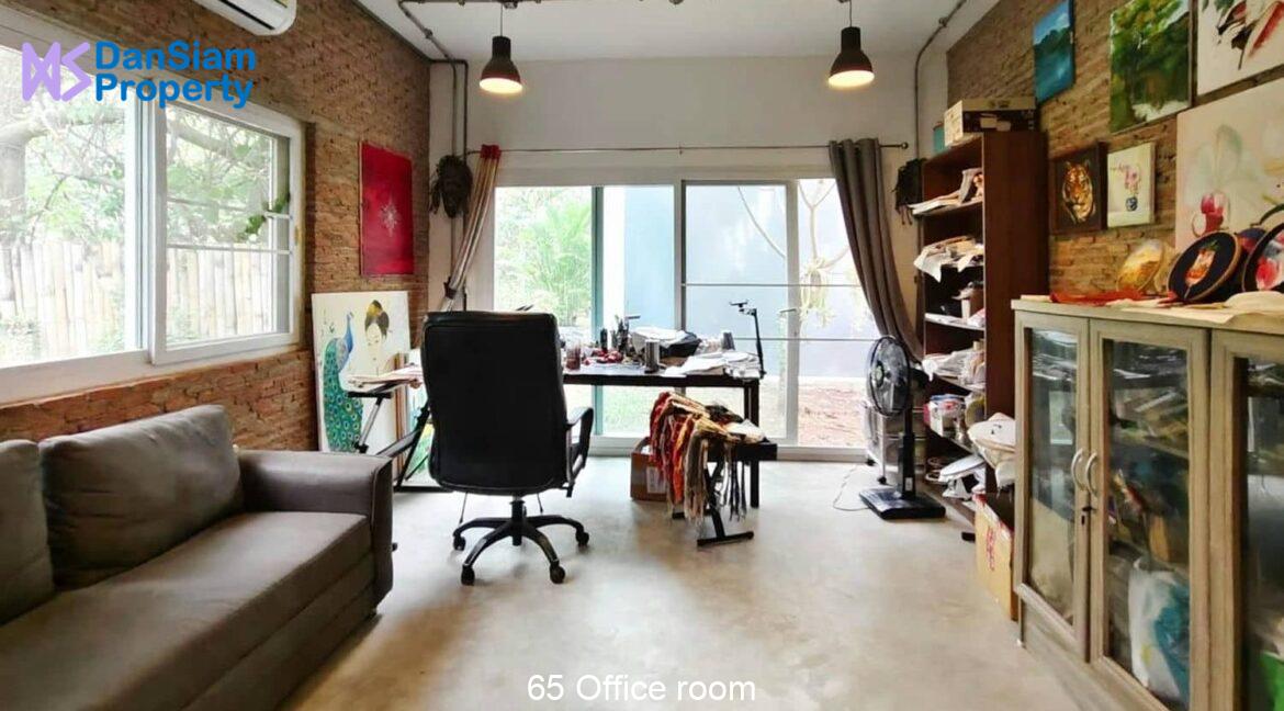 65 Office room