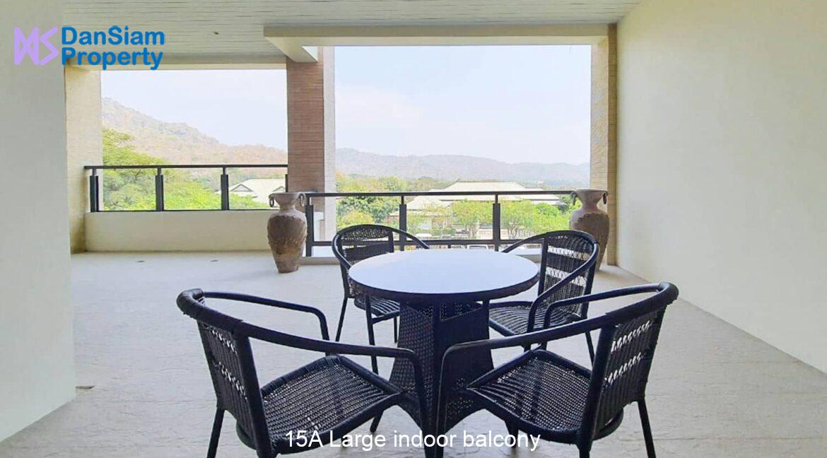 15A Large indoor balcony