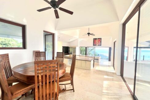 20 Dining area next to kitchen