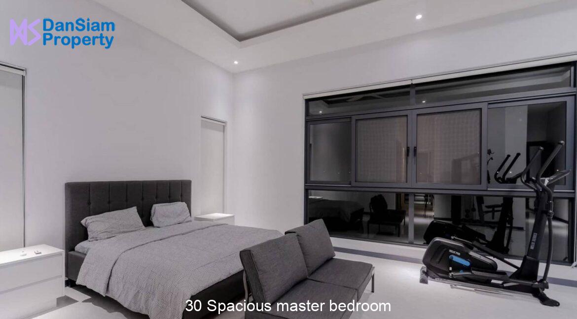 30 Spacious master bedroom