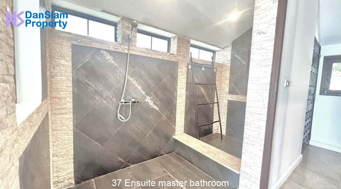 37 Ensuite master bathroom