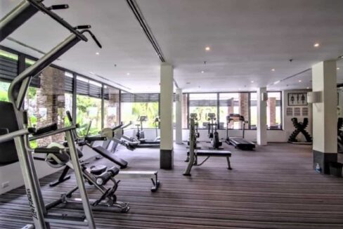 82A Well-equipped fitness room